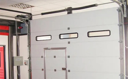 天祝工业提升门的安装方法