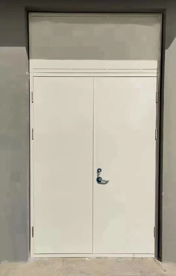 展览馆项目完成大跨度天祝防火门安装